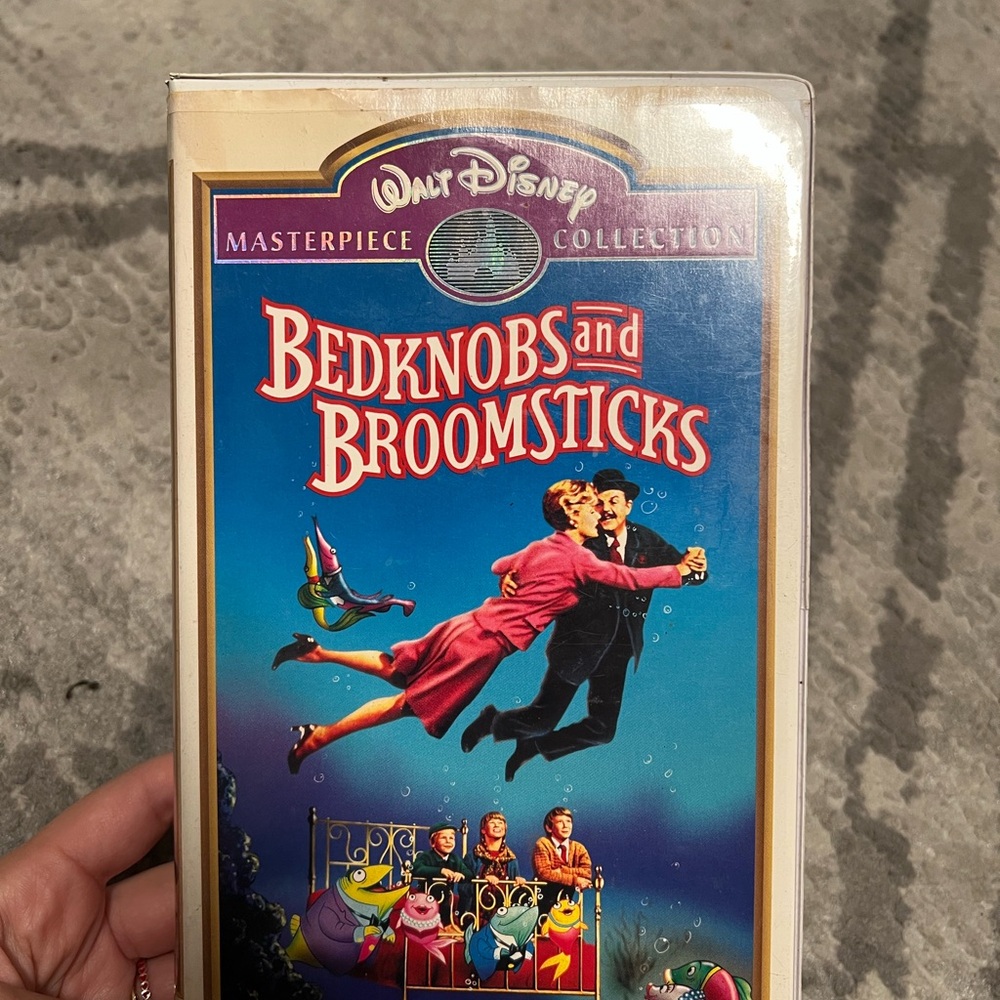 Walt Disney Bedknobs and Broomsticks VHS